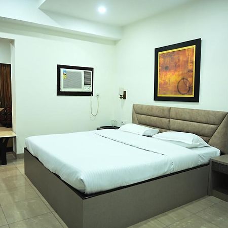 Elgin Suites Колката Екстериор снимка