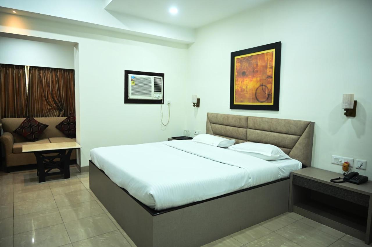 Elgin Suites Колката Екстериор снимка