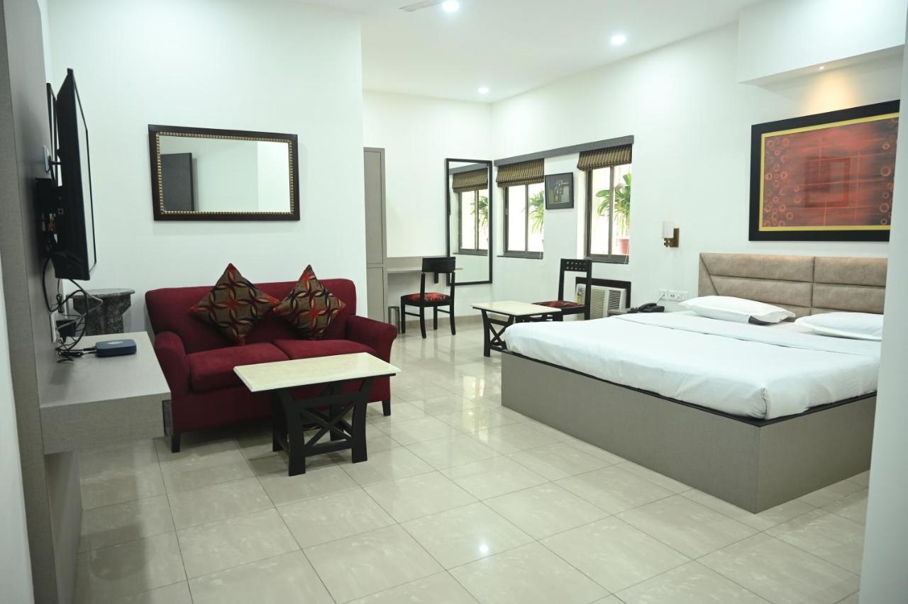Elgin Suites Колката Екстериор снимка
