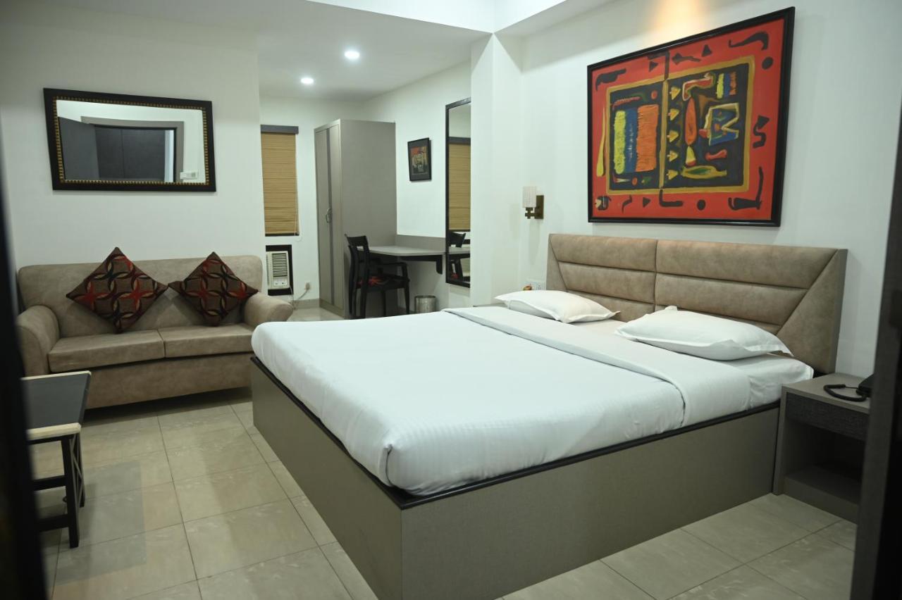 Elgin Suites Колката Екстериор снимка