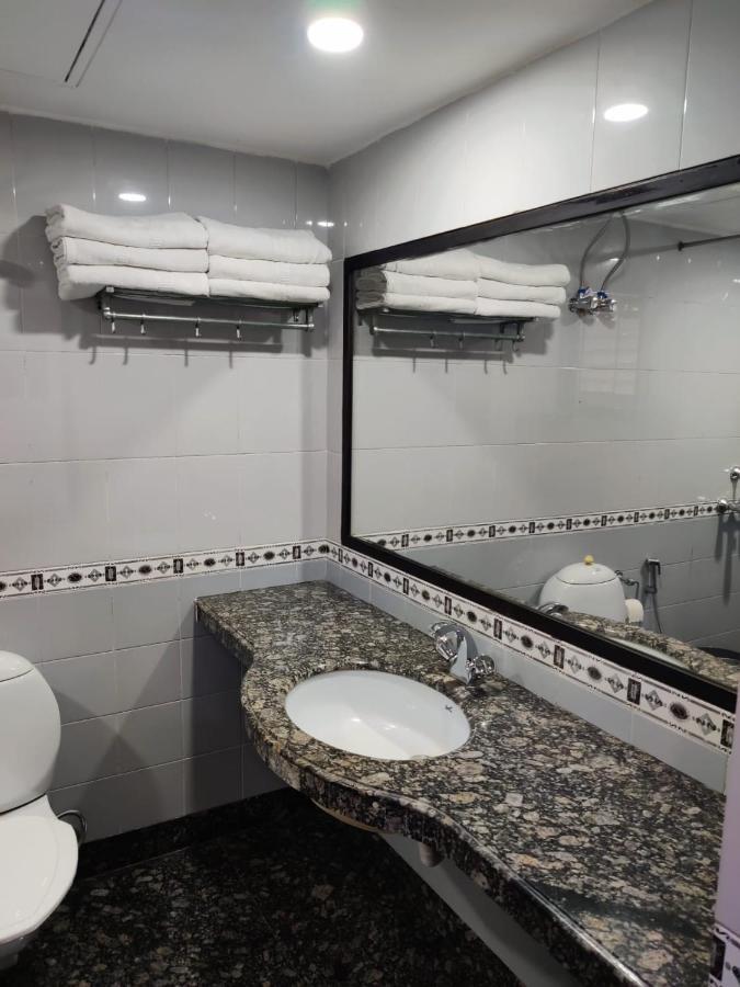 Elgin Suites Колката Екстериор снимка