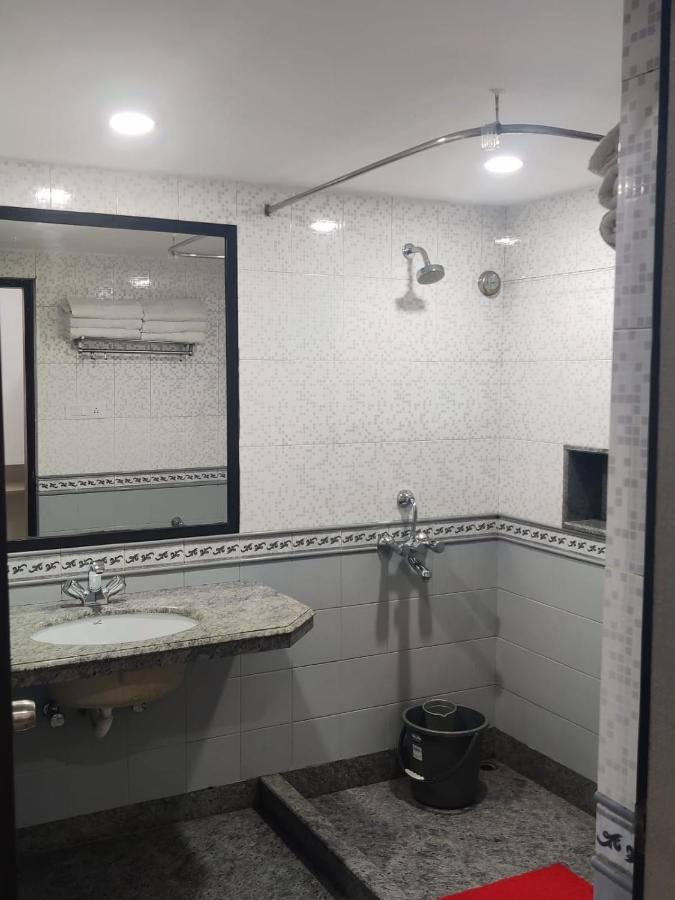 Elgin Suites Колката Екстериор снимка